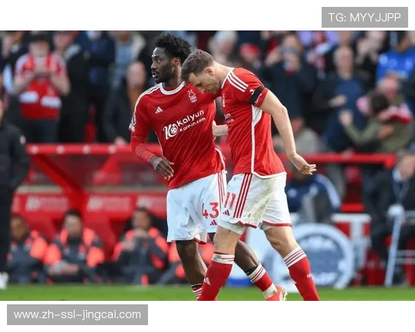 英超诺丁汉森林领跑中游集团，攻防平衡成黑马关键