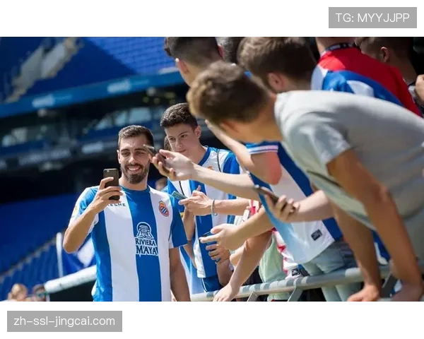 西甲与西班牙心脏基金合作，推广球场内AED设备使用知识